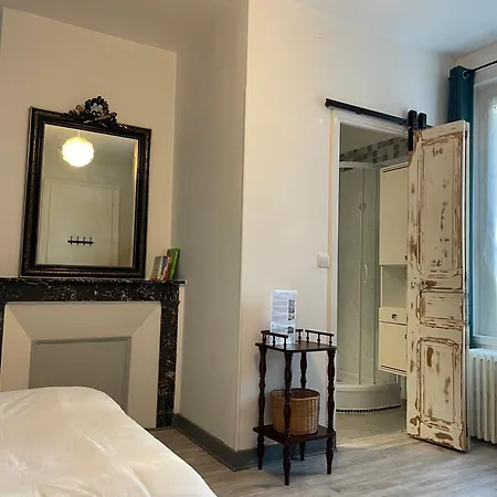 Aux Chambres Des Dames Chisseaux Chambre photo